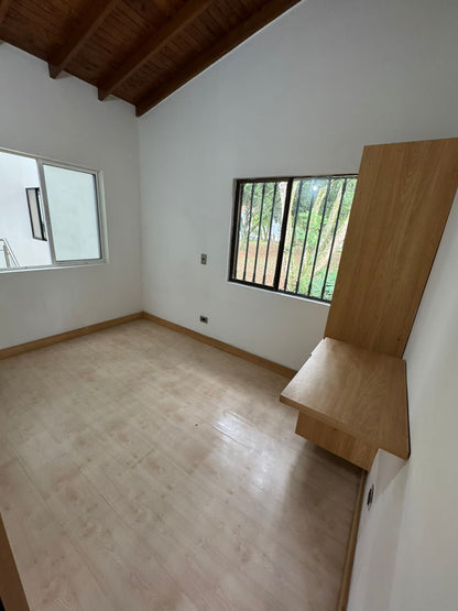 Casa Sabaneta Unidad  Aldea Verde.