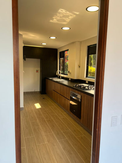 Casa en Arriendo en Envigado Sector Benedictinos.