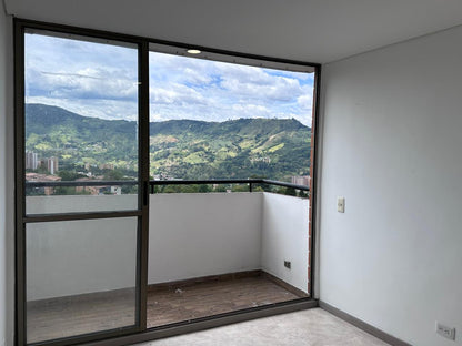 Se Vende Apartamento En Unidad Cerrada Sector Ferreria La Estrella.