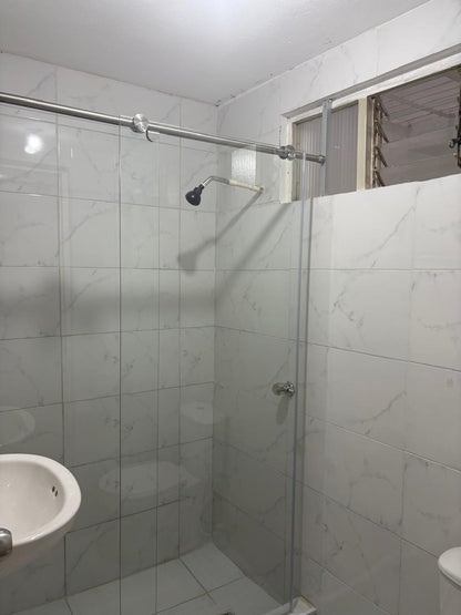 Se Arrienda Casa Unifamiliar Sector Villa lia Itagui.